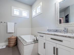 7804 Lazy River CV, Austin TX 78730