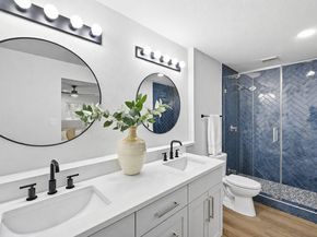 9801 Oak Hollow DR, Austin TX 78758