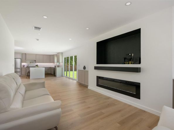1101 Floradale DR, Austin TX 78753