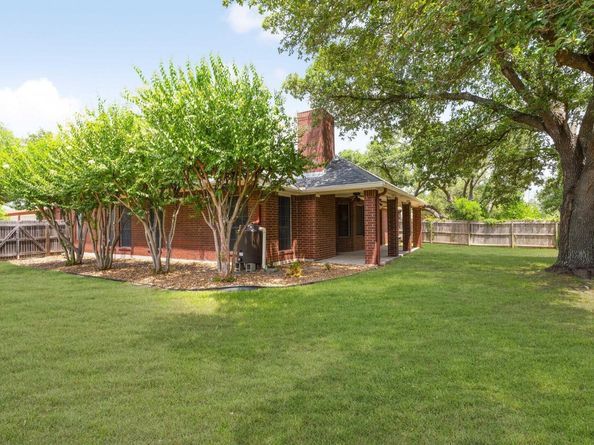 4917 Flaming Oak CV, Austin TX 78749