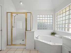 4917 Flaming Oak CV, Austin TX 78749