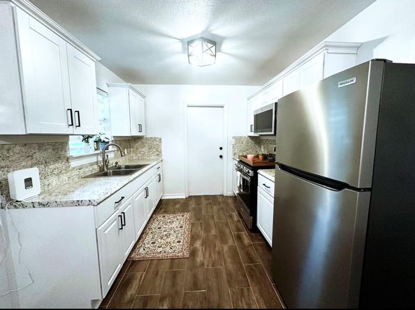 6010 Waycross DR, Austin TX 78745