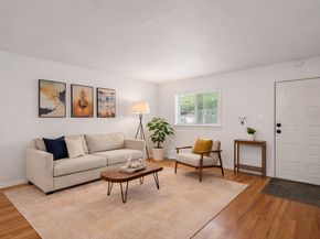 2122 Hancock DR 110, Austin TX 78756