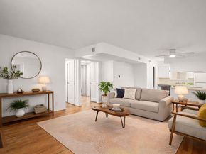 2122 Hancock DR 110, Austin TX 78756