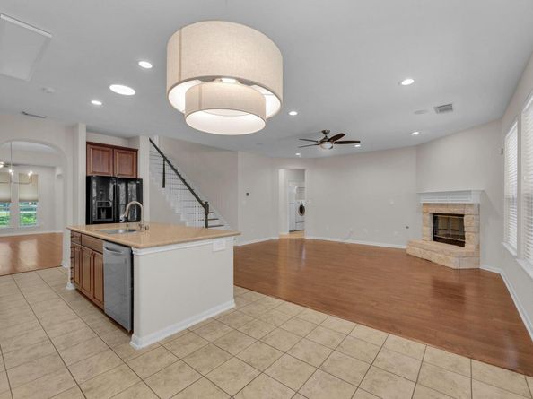 3929 Vallarta LN, Round Rock TX 78681