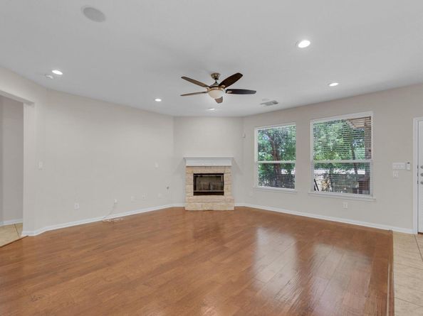 3929 Vallarta LN, Round Rock TX 78681