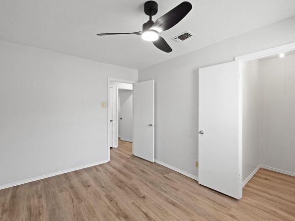 10001 Woodglen DR, Austin TX 78753
