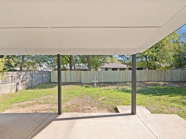 10001 Woodglen DR, Austin TX 78753