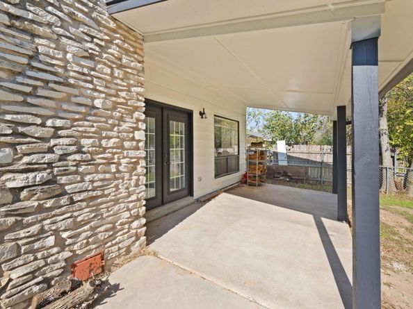 10001 Woodglen DR, Austin TX 78753