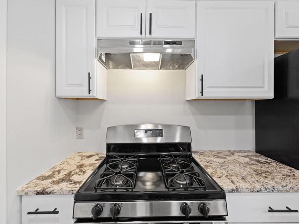 10001 Woodglen DR, Austin TX 78753