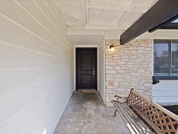 10001 Woodglen DR, Austin TX 78753