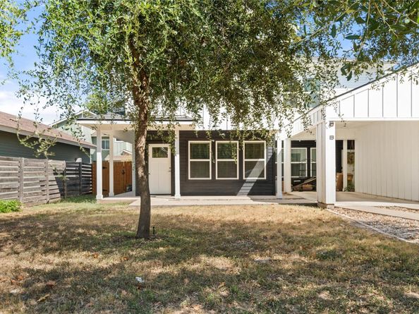 1121 Walton LN B, Austin TX 78721