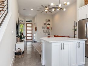 1177 Pandora ST B, Austin TX 78702