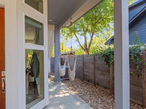 1177 Pandora ST B, Austin TX 78702