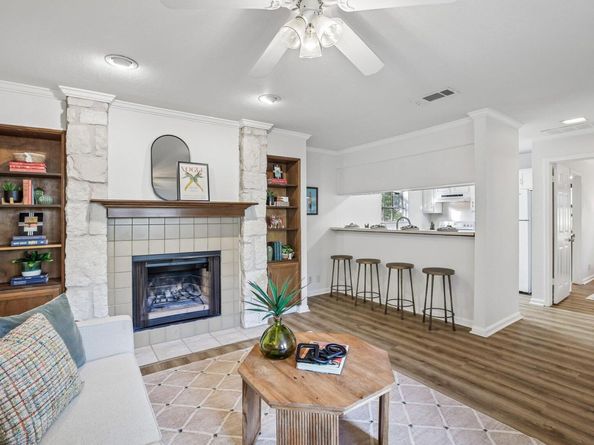 2412 Enfield RD 3, Austin TX 78703