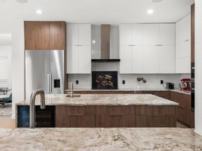 2024 University Club DR, Austin TX 78732