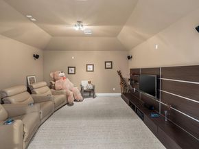 2024 University Club DR, Austin TX 78732