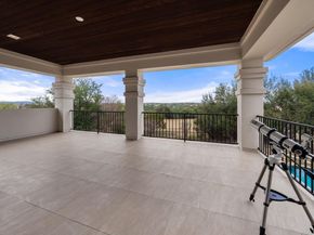 2024 University Club DR, Austin TX 78732