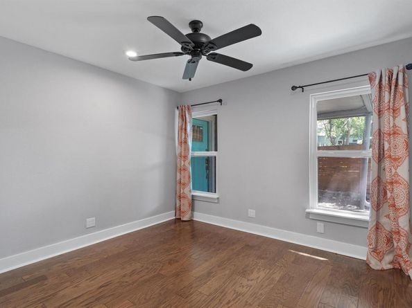 2609 S 5th ST, Austin TX 78704