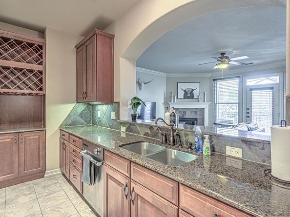 2226 Westlake DR 13, Austin TX 78746