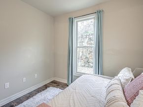 2226 Westlake DR 13, Austin TX 78746