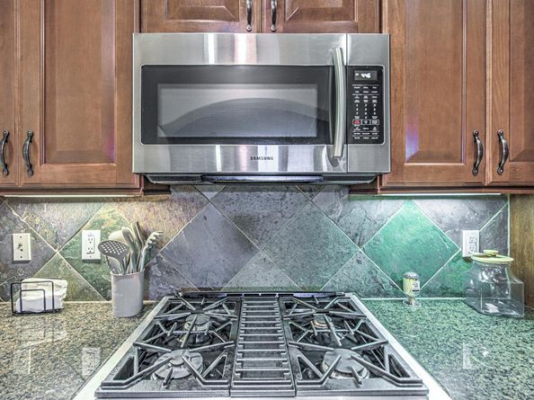 2226 Westlake DR 13, Austin TX 78746