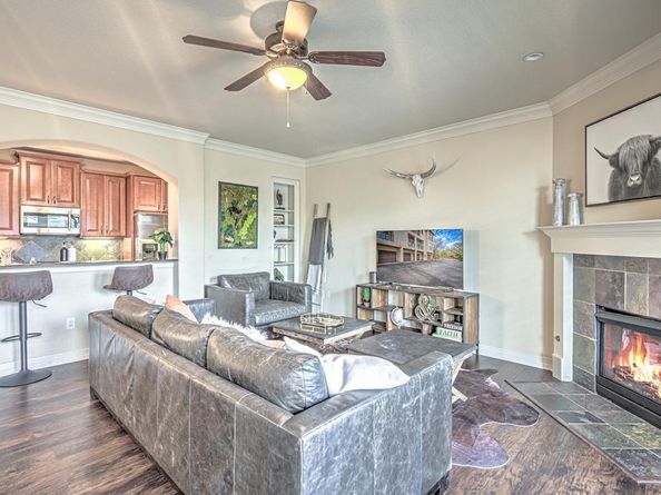 2226 Westlake DR 13, Austin TX 78746