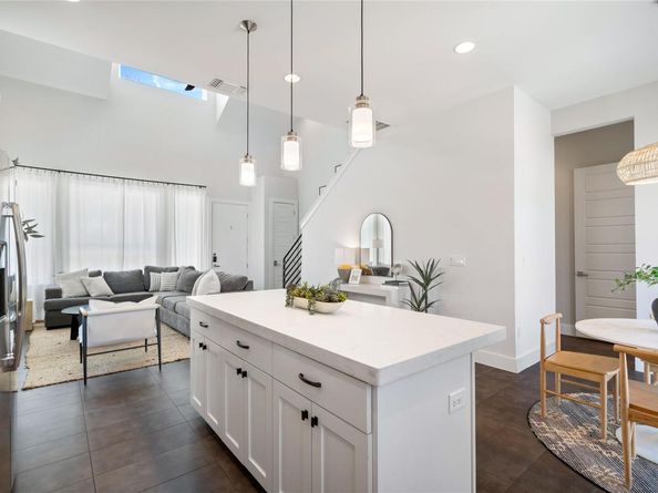 1126 Linden ST 1, Austin TX 78702