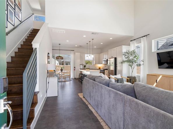 1126 Linden ST 1, Austin TX 78702