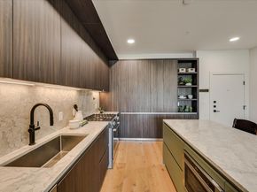 2209 South ST 330, Austin TX 78704