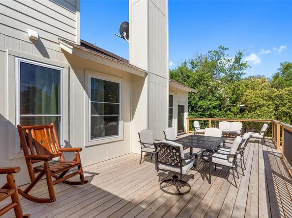 12049 Lincolnshire DR, Austin TX 78758