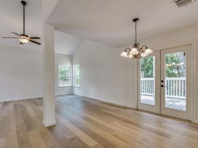 5703 Kayview DR, Austin TX 78749