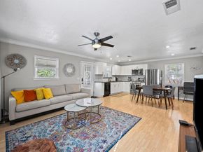 1137 Richardine Ave, Austin TX 78721
