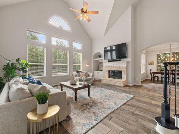 3209 Indigo Waters DR, Austin TX 78732