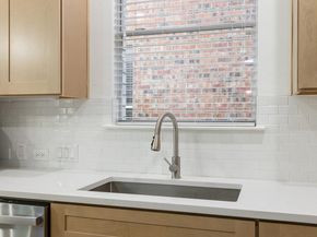 313 El Socorro LN, Austin TX 78732