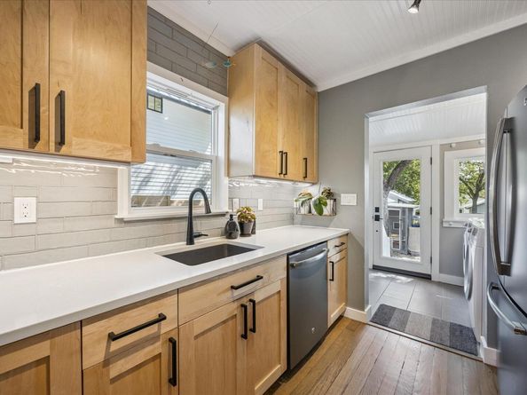 1405 Oxford Ave, Austin TX 78704