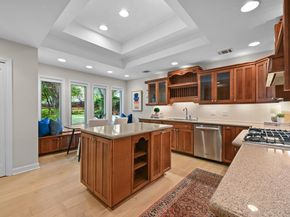 2106 Cypress PT E, Austin TX 78746