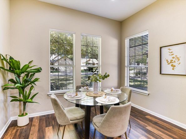 105 Goodwater ST, Georgetown TX 78633