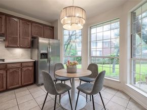 7208 Gentle Oak DR, Austin TX 78749