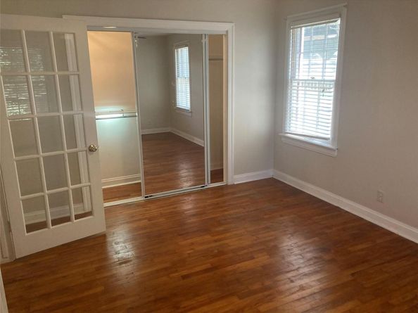 912 E 32nd St. ST E 101, Austin TX 78705