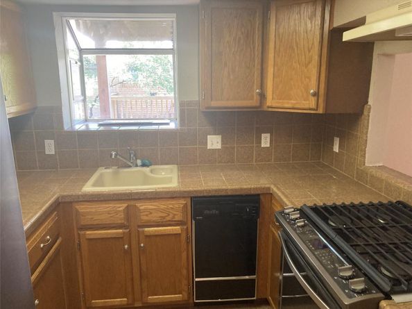 912 E 32nd St. ST E 101, Austin TX 78705