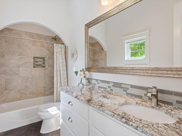 2501 Woodbine CIR, Georgetown TX 78628