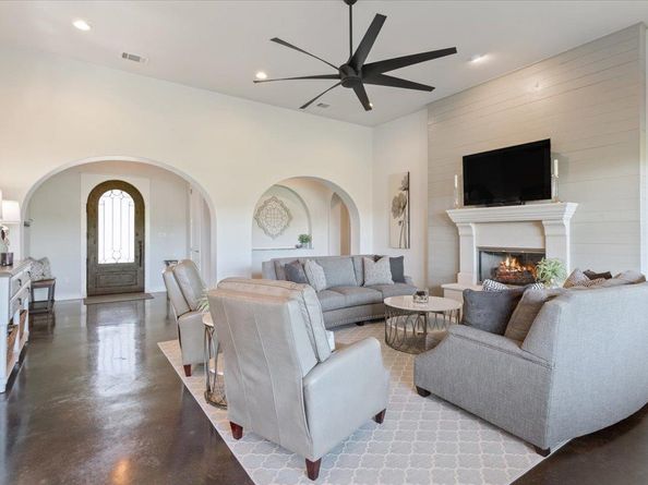 2501 Woodbine CIR, Georgetown TX 78628