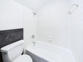 1501 Barton Springs RD 222, Austin TX 78704