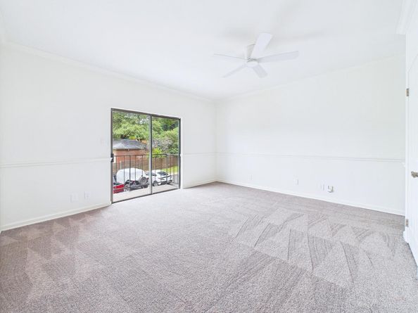 1501 Barton Springs RD 222, Austin TX 78704