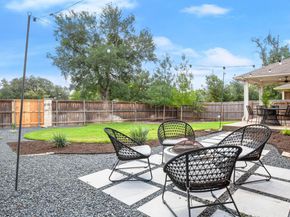 8809 Lanna Bluff LOOP, Austin TX 78749