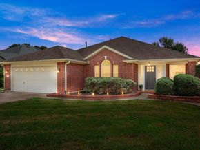 8809 Lanna Bluff LOOP, Austin TX 78749