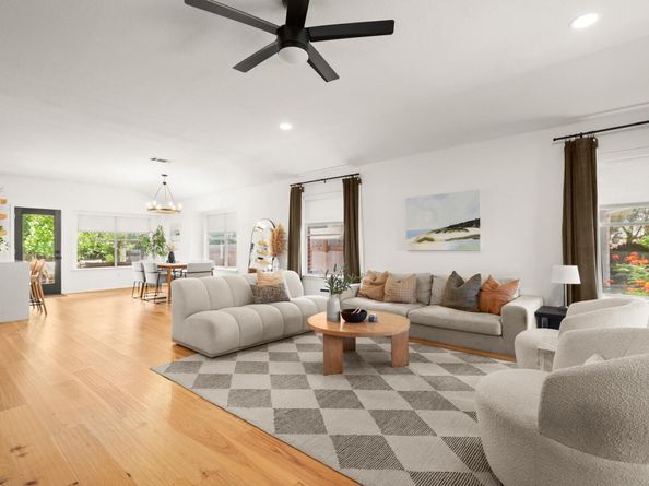 8809 Lanna Bluff LOOP, Austin TX 78749
