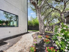 107 W Johanna ST C, Austin TX 78704