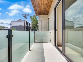 107 W Johanna ST C, Austin TX 78704
